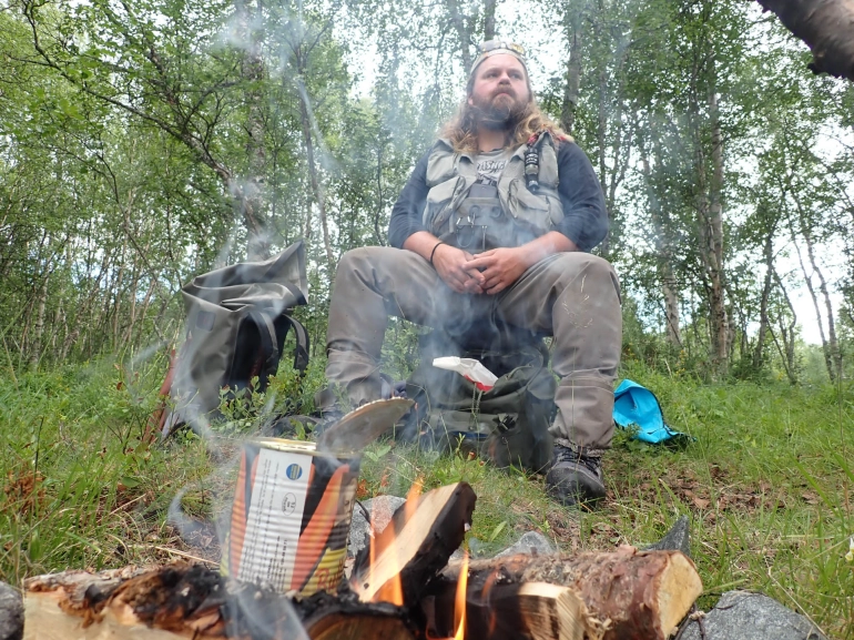 Viggo chilling Viggo chilling